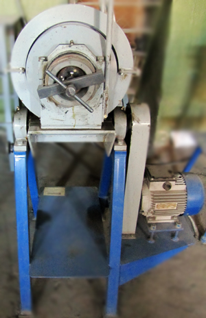 Лабораторная шаровая мельница МШЛ-7 (40 МЛ)