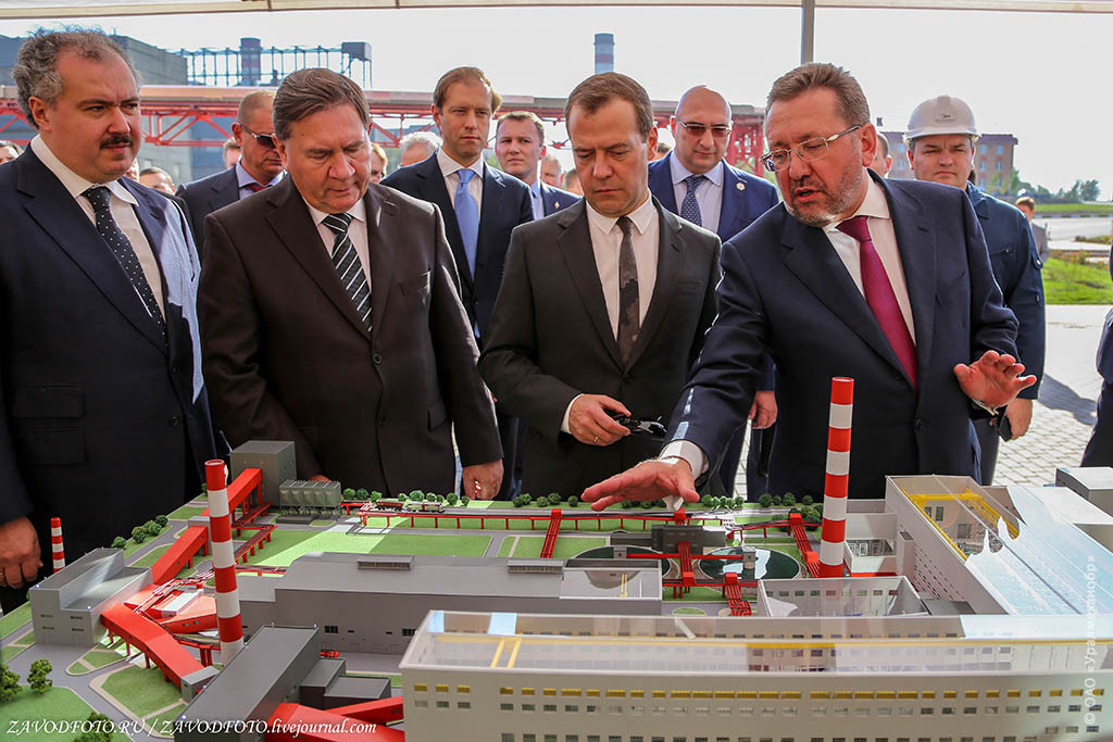 Пуск технологического комплекса по производству обожженных железорудных окатышей на Михайловском ГОКе
